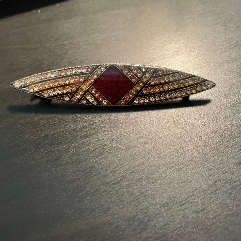 Retro Brooch - Picture 1 of 2